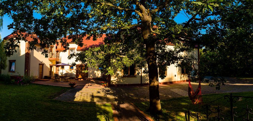 Bed and Breakfast Gosciniec Kocmierzow Sandoměř Exteriér fotografie